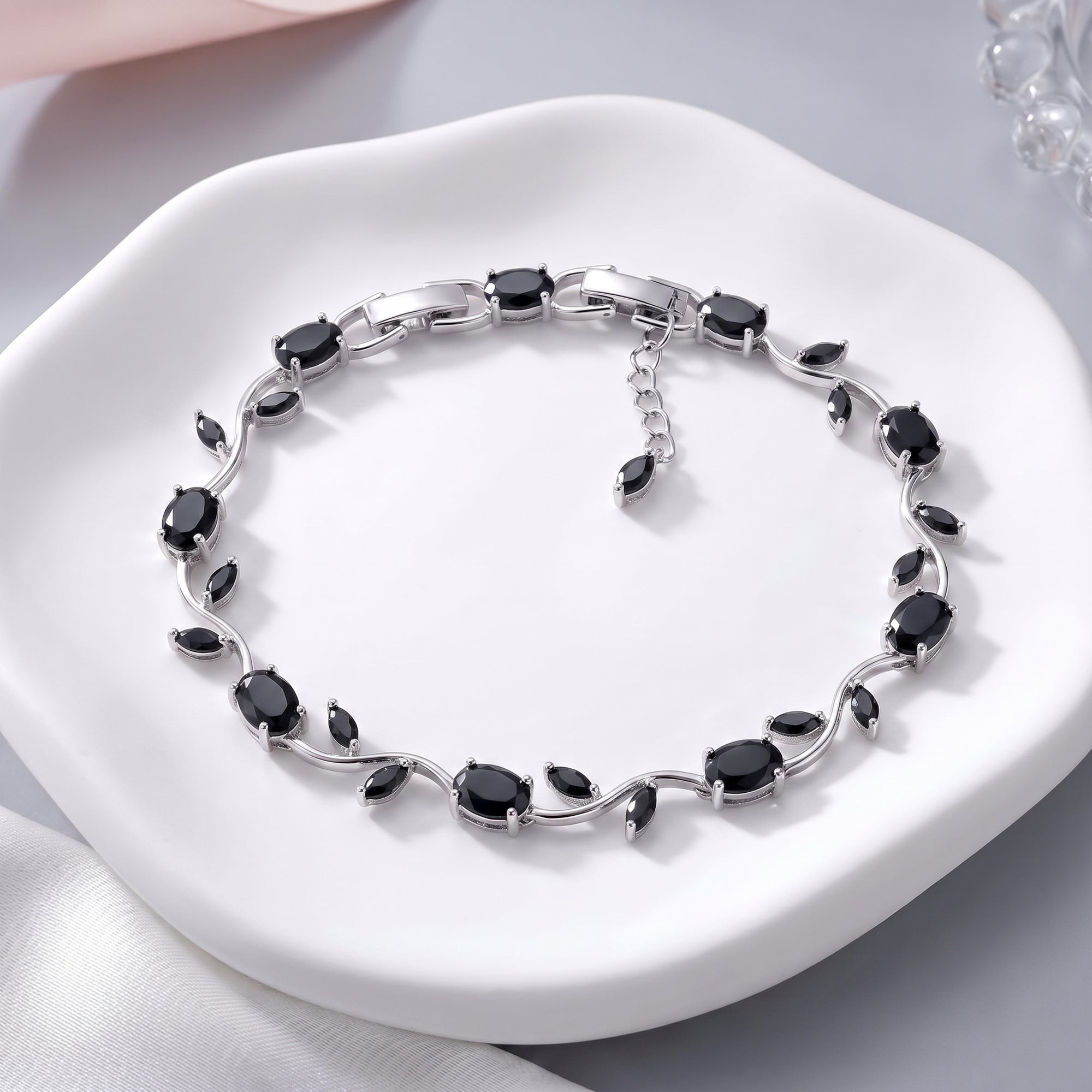 Tulip Bracelet – Elegant Floral Jewelry | Silver Plated | Vionmart