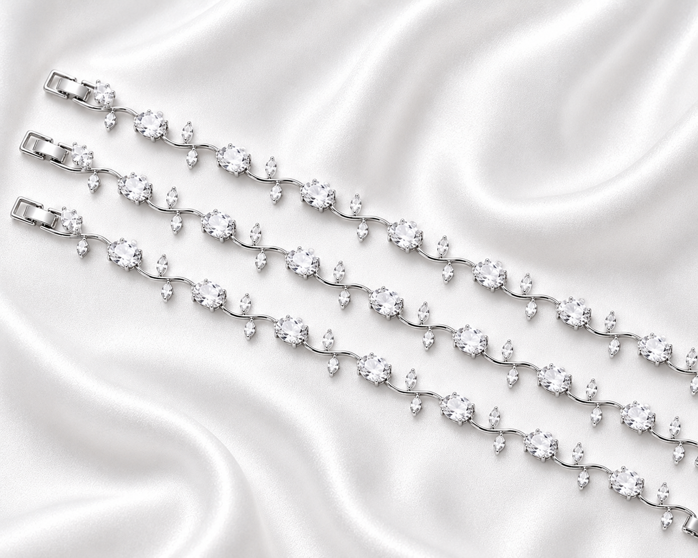 Tulip Bracelet – Elegant Floral Jewelry | Silver Plated | Vionmart